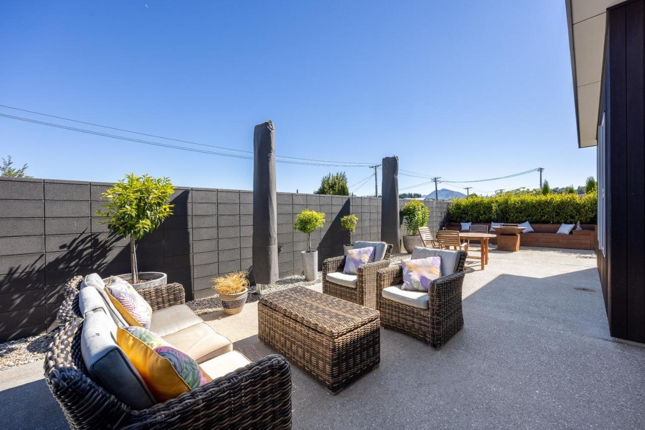 Prime Location On Warren St - 3 Bedroom Town House Wanaka Extérieur photo